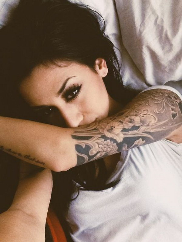 40+ Cool and Pretty Sleeve Tattoo Designs for Women