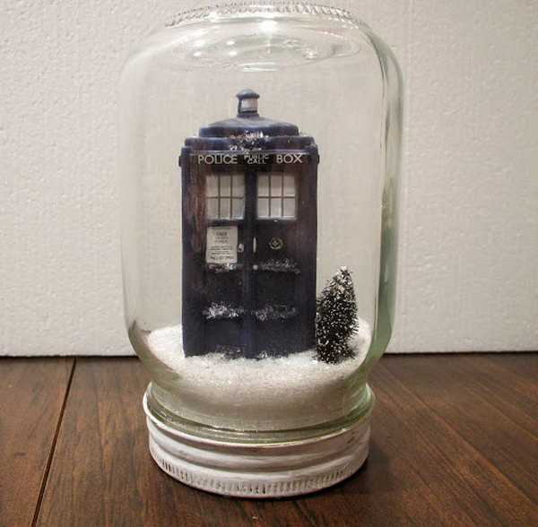 Relive your favorite Doctor Who wintertime adventures with this easy to make little Tardis diorama. 