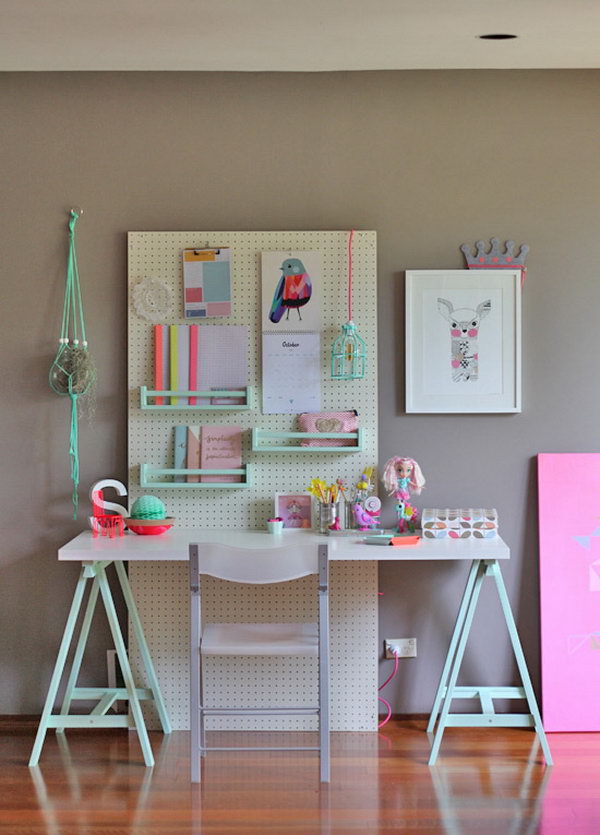 DIY Kid's Study Desk. I love this cheerful study space for kids. See the full directons to create one for your beloved one 