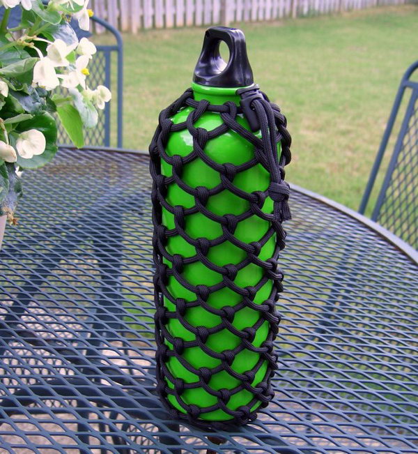 DIY Paracord Water Bottle Sleeve 