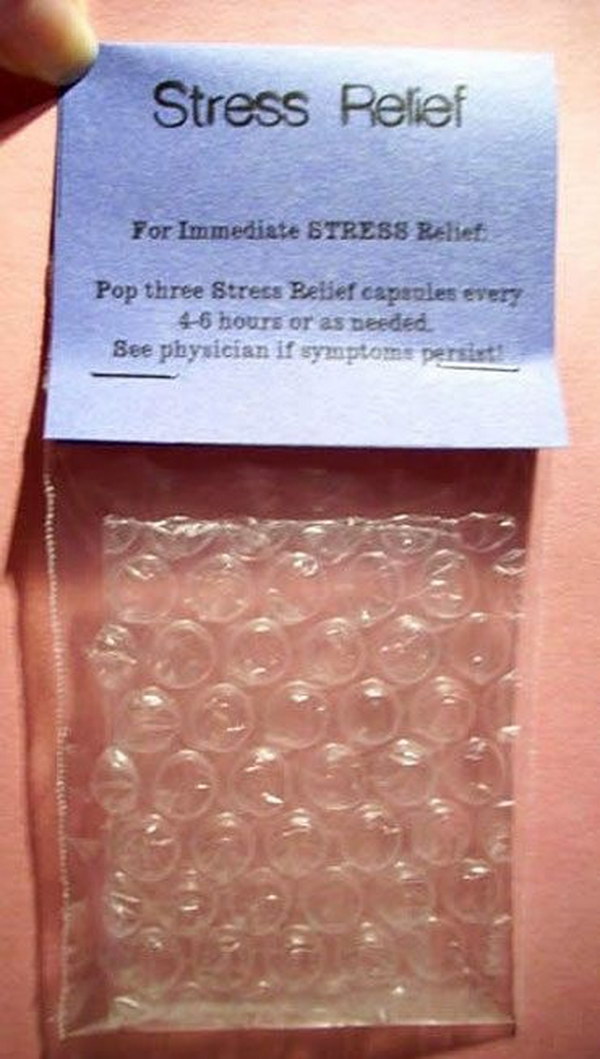 Bubble Wrap Stress Relief Gift. This would be such a fun gift for the person with a stressed out job or a student. 
