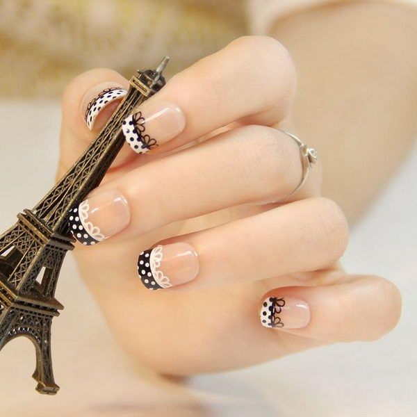 Black and White French Manicure 