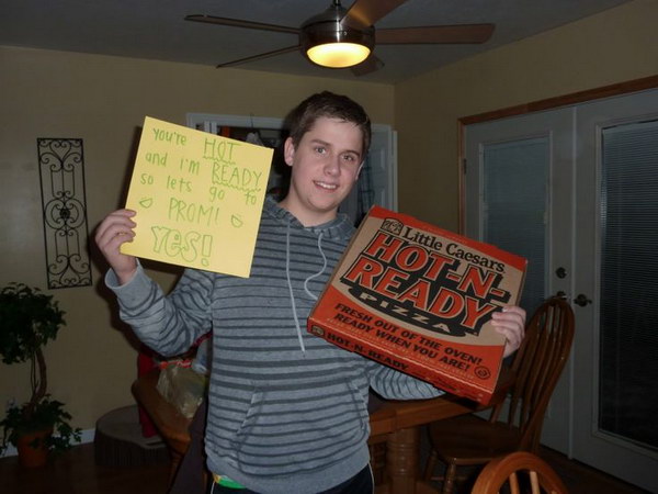 Hot And Ready Idea To Ask Someone To Prom. 