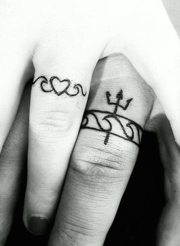 Conquer The Seven Seas Together With This Couple Ring Tattoo. 