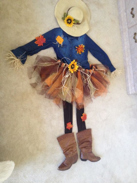 Scarecrow costume. 
