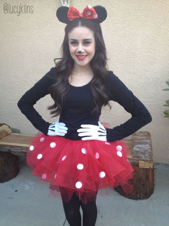 Minnie mouse Costume. 