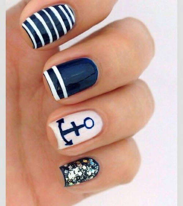 Anchor and Glitter Nautical Manicure. 