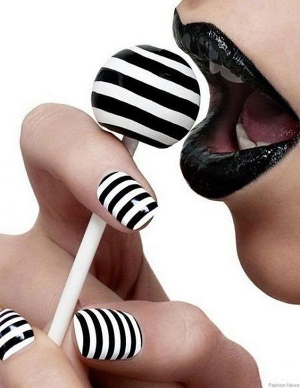 Black & White Striped Nails. 