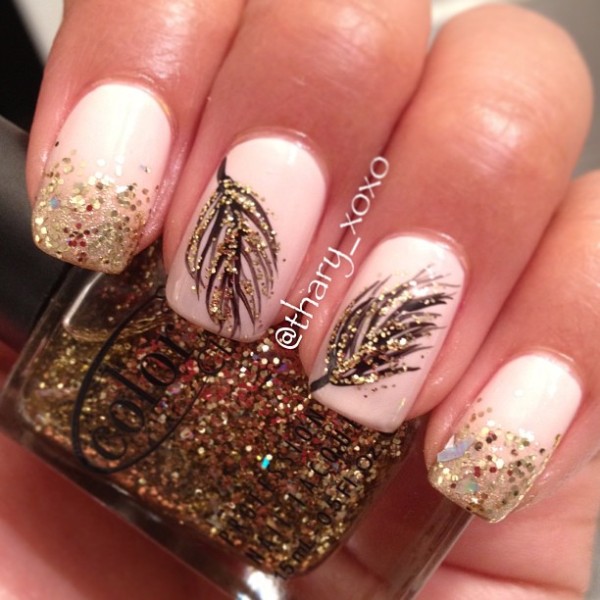 Black and Gold Glitter Feather Nails. 