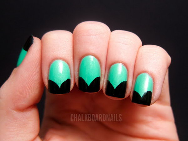 Jade Curtain Shapped French Tip Nails. The nails are coated with jade  as the base, using black as the tip; designed in curtain shapes. So pretty! Get the tutorial 
