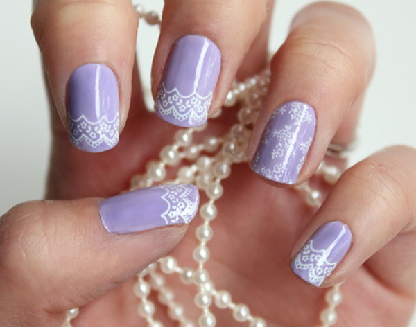 Purple and White Lace Nails. Get the tutorial 