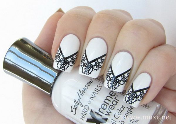 Elegant Black and White Lace Nails. 