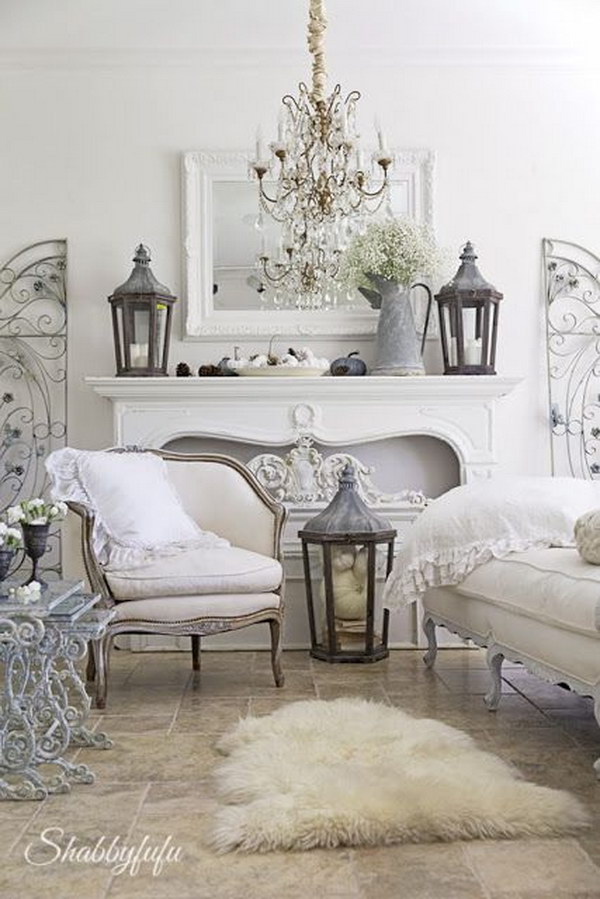 Vintage White Living Room Decorating Idea 
