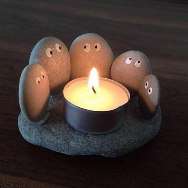 Pebble Candle Holder. 